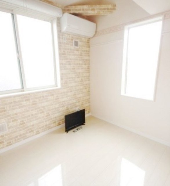 居室・リビング　同施工タイプ