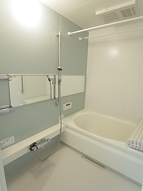 バス・シャワールーム　きれいなお風呂で快適バスタイム