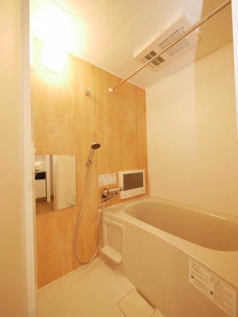 バス・シャワールーム　浴室