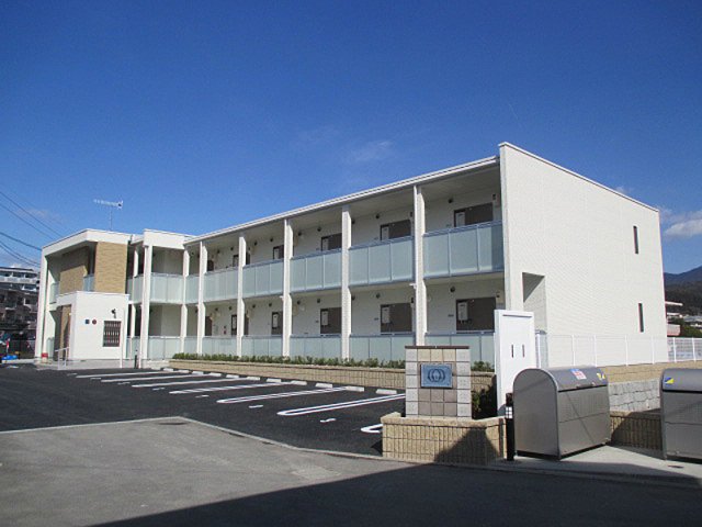 建物外観　落ち着いた雰囲気の外観です