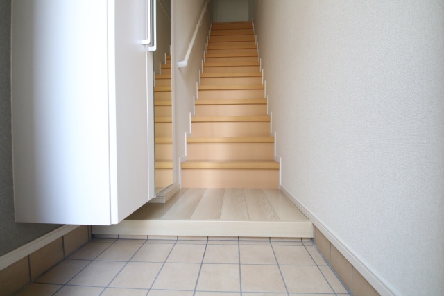 玄関　※別室の参考写真の為、現況優先です。