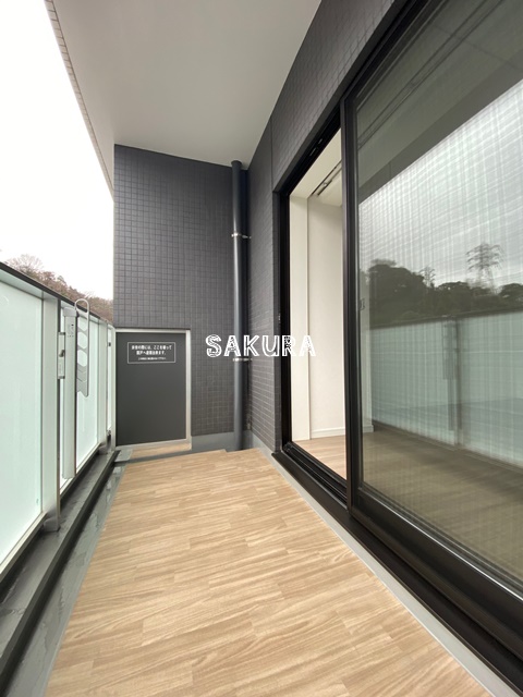 バルコニー　暖かな日差しのふりそそぐバルコニー♪