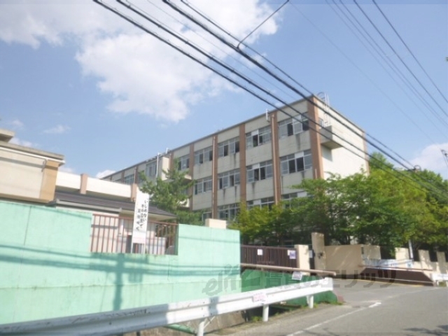 小学校　羽束師小学校（小学校）まで350m