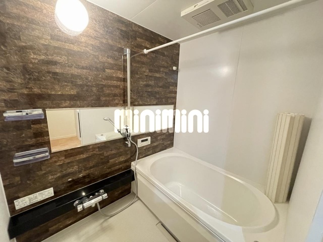 バス・シャワールーム　バスルーム