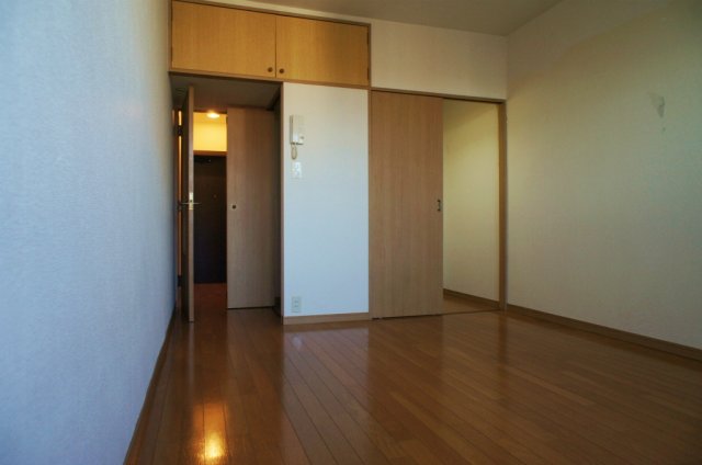 居室・リビング　使いやすい居間です