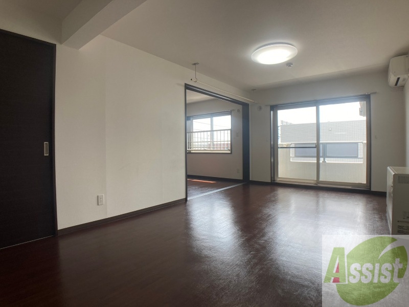 居室・リビング　広くてキレイなＬＤＫが広がっていて、充実した生活が送れそう。