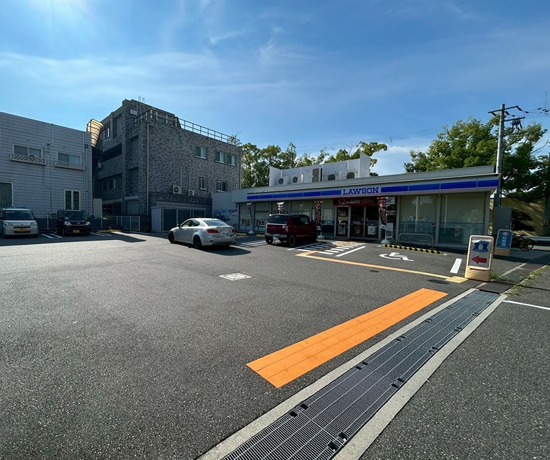 コンビニ　ローソン 大阪狭山大野台四丁目店（コンビニ）まで1346m