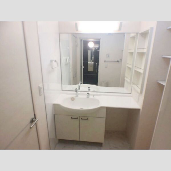 洗面設備　洗髪洗面化粧台