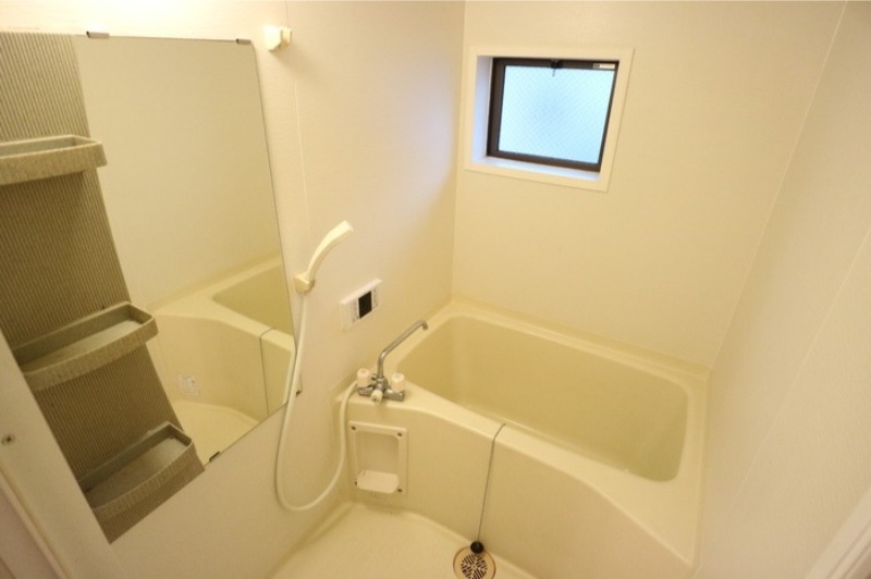 バス・シャワールーム　図面と現状に相違がある場合には現状を優先