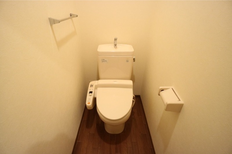 トイレ　図面と現状に相違がある場合には現状を優先