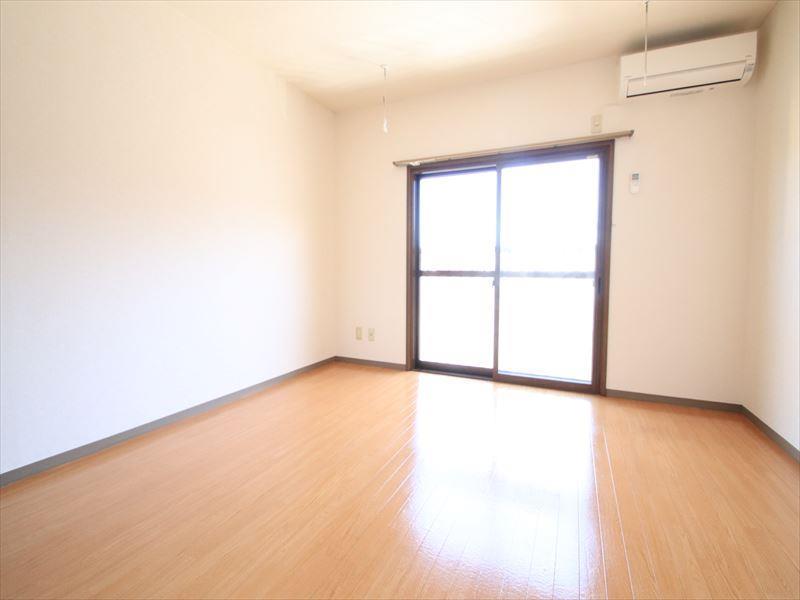 居室・リビング　室内物干し設置しました！