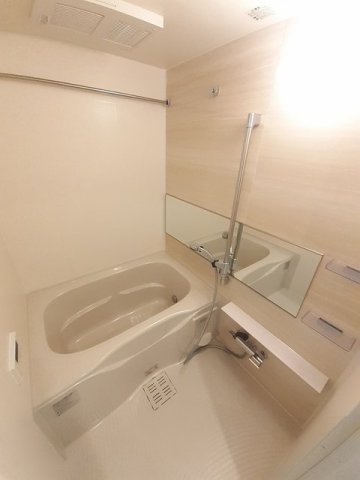 バス・シャワールーム　きれいなお風呂です