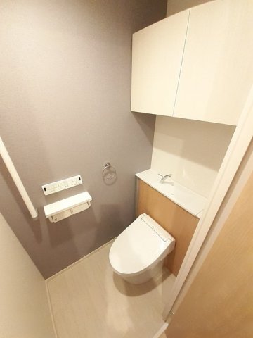 トイレ　トイレもきれいです