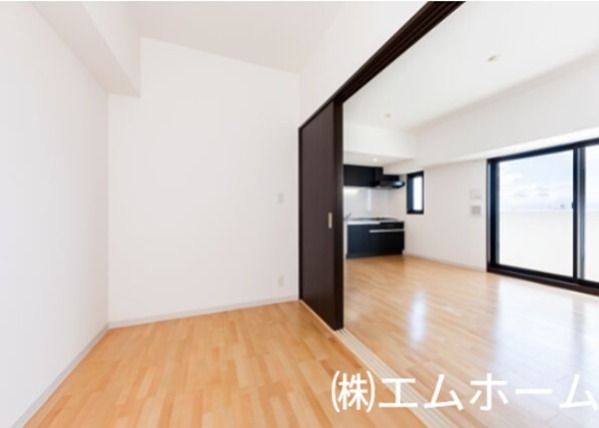 その他部屋・スペース　洋室4.2帖　LDK12帖と繋げても仕切っても使えます