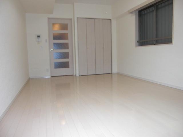 居室・リビング　※反転タイプ