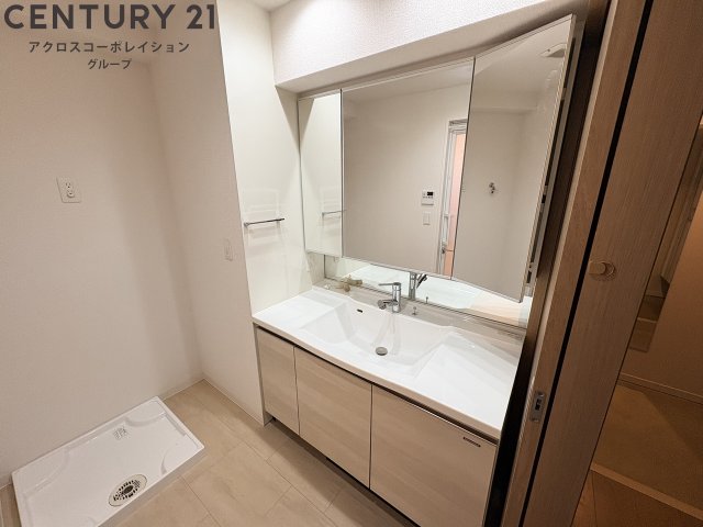 洗面設備　広い洗面台♪