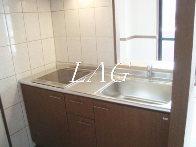 キッチン　キッチンです。