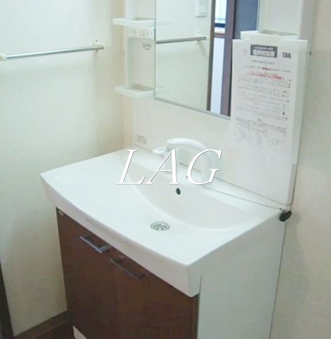 洗面設備　洗面台です。