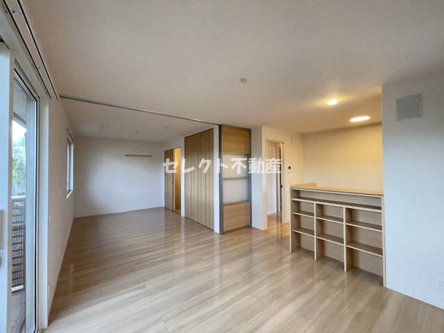 居室・リビング　【ガーディアン五万石町】201 ＬＤＫ