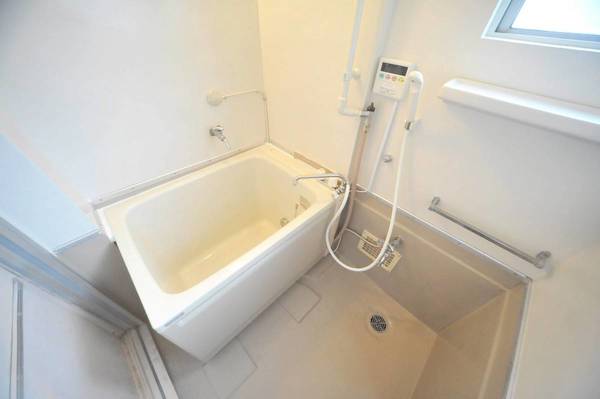 バス・シャワールーム　ビレッジハウスの同一物件・同一タイプの間取りの写真です