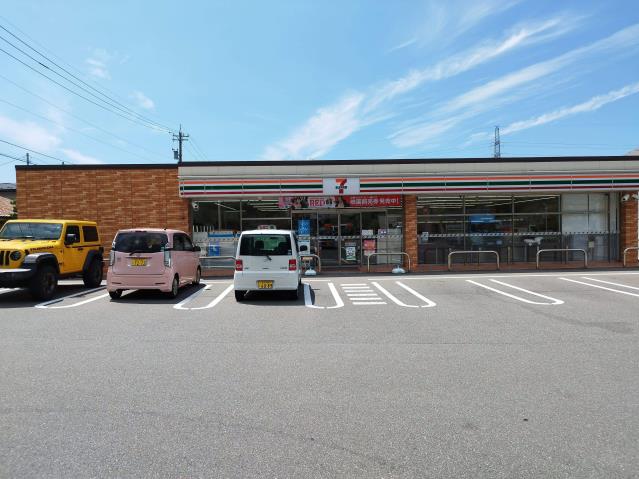 コンビニ　セブンイレブン金沢大額３丁目店（コンビニ）まで550m