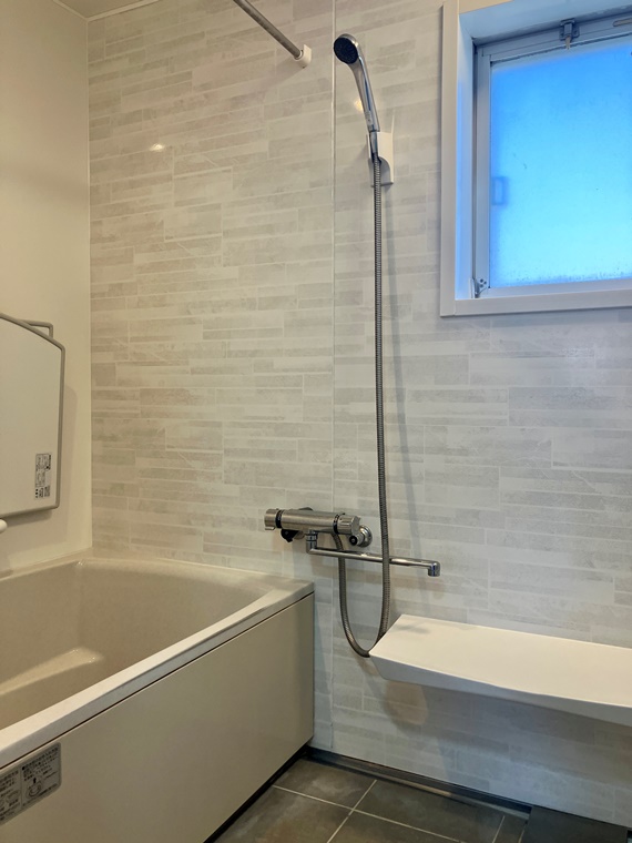 バス・シャワールーム　お風呂で日々の疲れを落としましょう