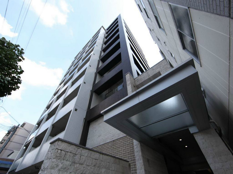 建物外観　外観　防犯カメラ付　オートロック付　宅配ＢＯＸ　敷地内平置駐