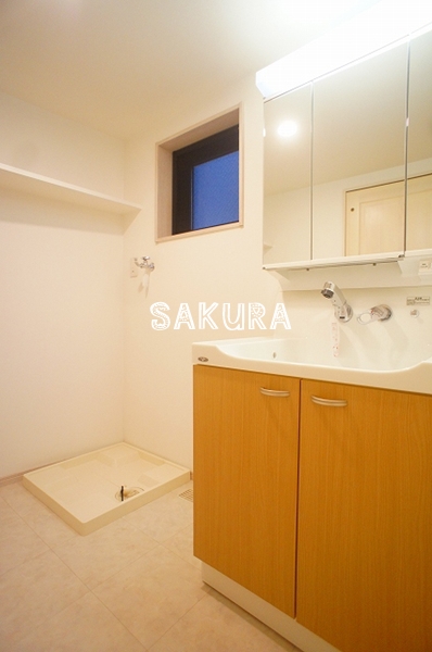 洗面設備　身支度に便利な洗面台♪