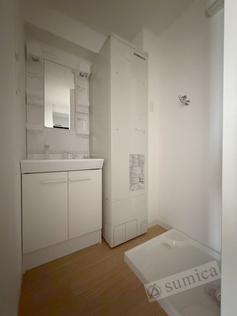 洗面設備　洗面脱衣所付き！独立洗面台が便利です♪♪