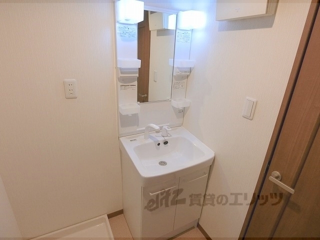 洗面設備　独立洗面台