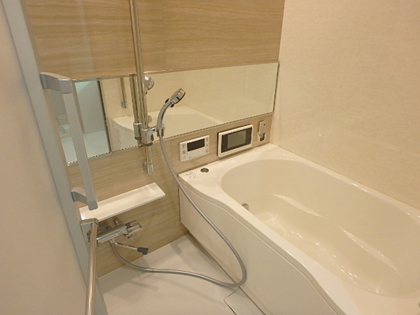 バス・シャワールーム　お風呂です