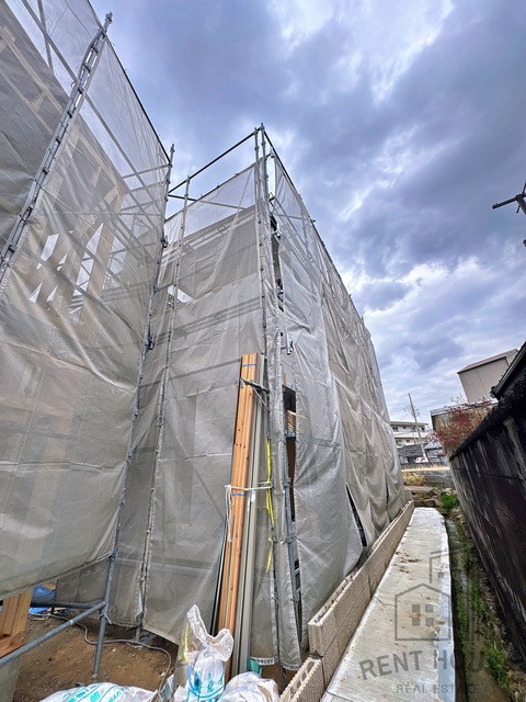 建物外観　外観（建設中）