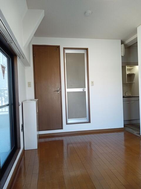 居室・リビング　?