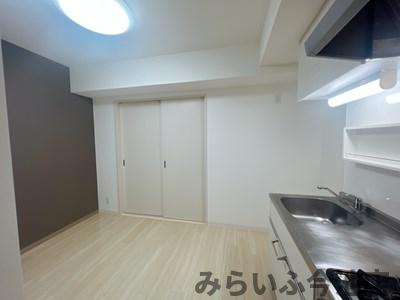 居室・リビング　6帖