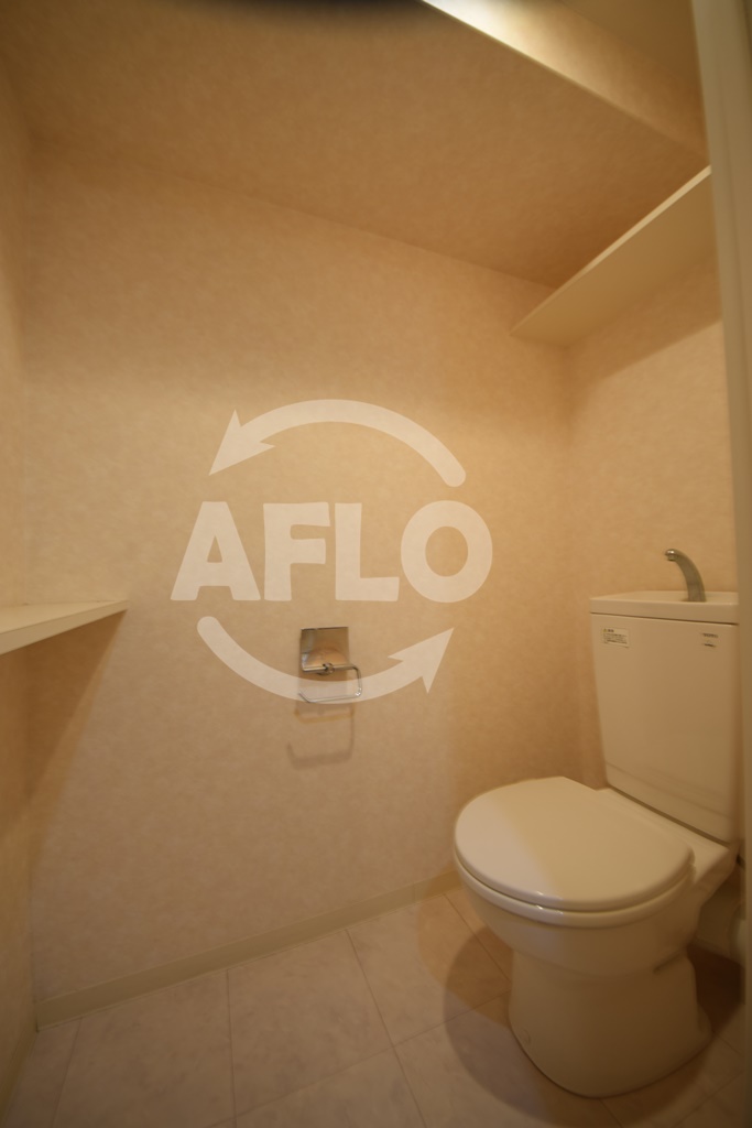 トイレ　プレサンス難波南アーバニッシュ　トイレ