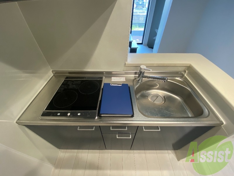 キッチン　キッチンはＩＨなのでお手入れがしやすそうですね。