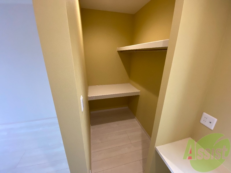 収納　このところ流行りのオープンクローゼットです。