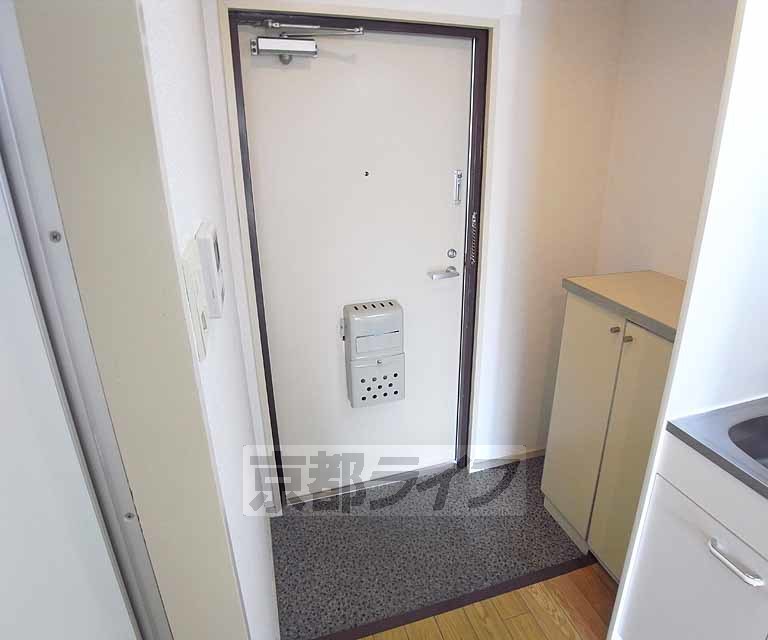 玄関　玄関もしっかり広め