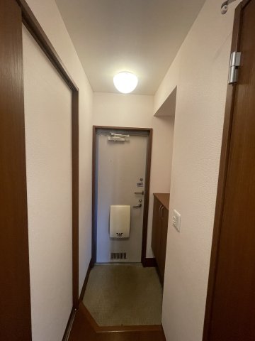 玄関　別部屋写真参考