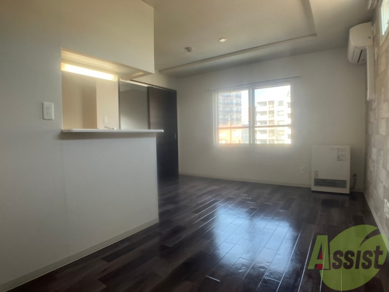 居室・リビング　広くてキレイなお部屋が広がっていて、充実した生活が送れそう。