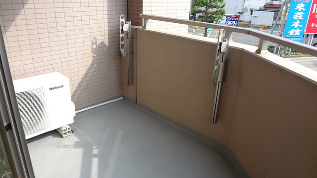 バルコニー　バルコニー