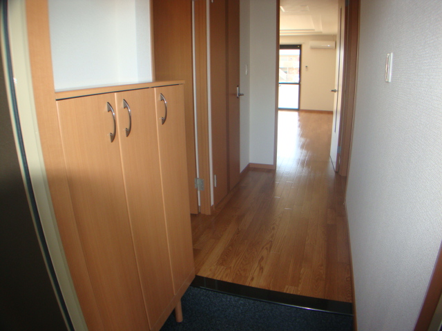 玄関　玄関（イメージ）