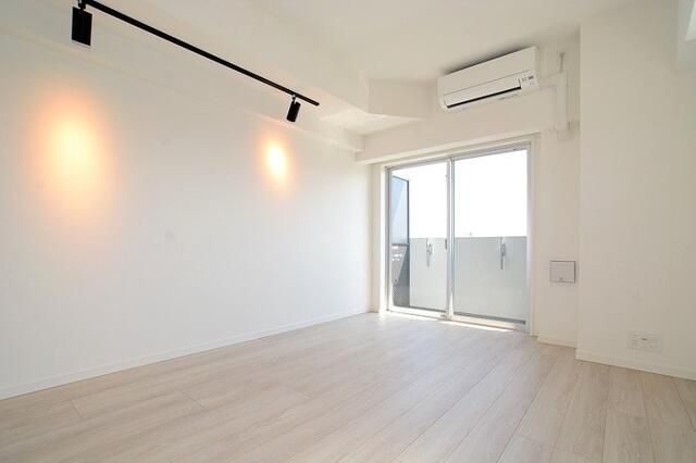 居室・リビング　ゆったりとした居間です