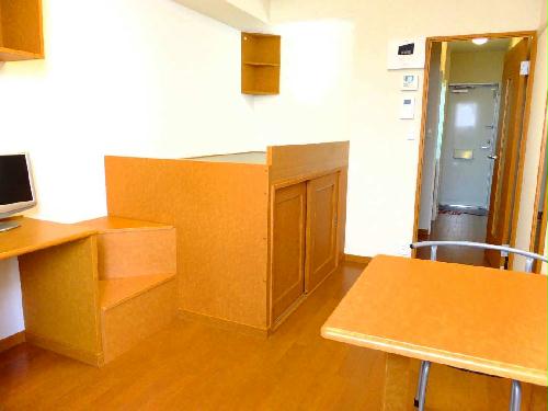 居室・リビング　2Fは絨毯です