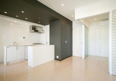 居室・リビング　☆明るい居間☆