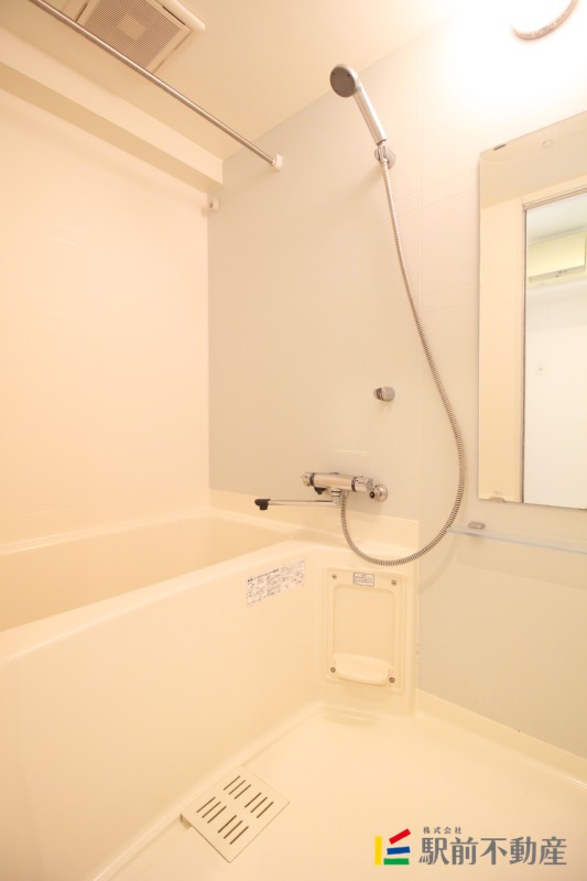 バス・シャワールーム　※同マンション別部屋