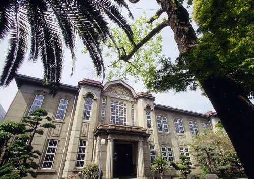 中学校　樟蔭中学校（中学校）まで406m