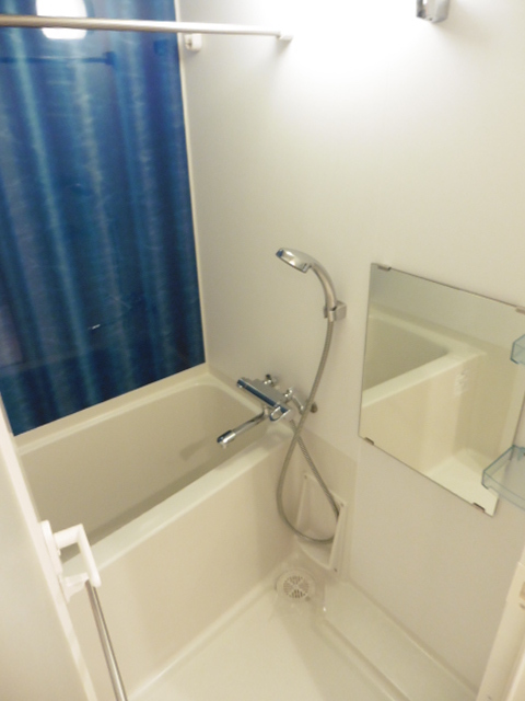 バス・シャワールーム　※写真は他号室です