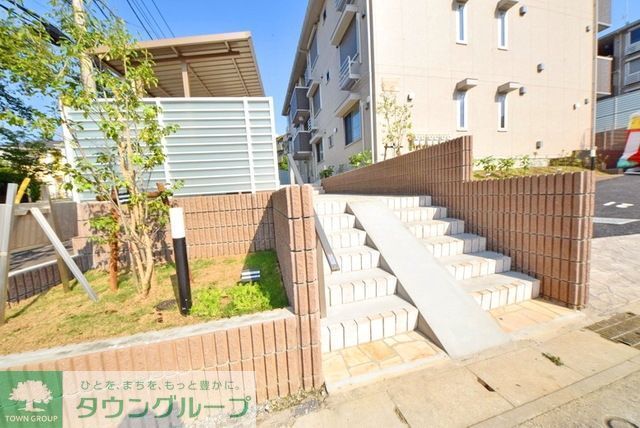 エントランス　お部屋探しは【タウンハウジング蘇我店】にお任せ下さい♪