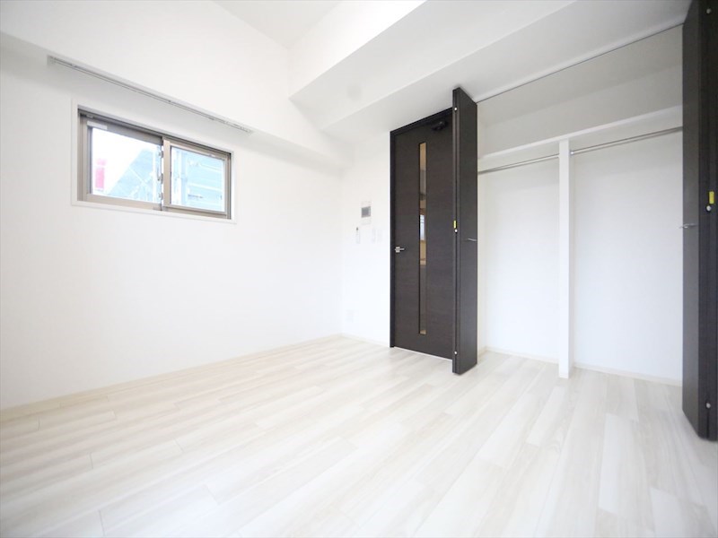 居室・リビング　洋室7帖　クローゼット付（収納充実してます）